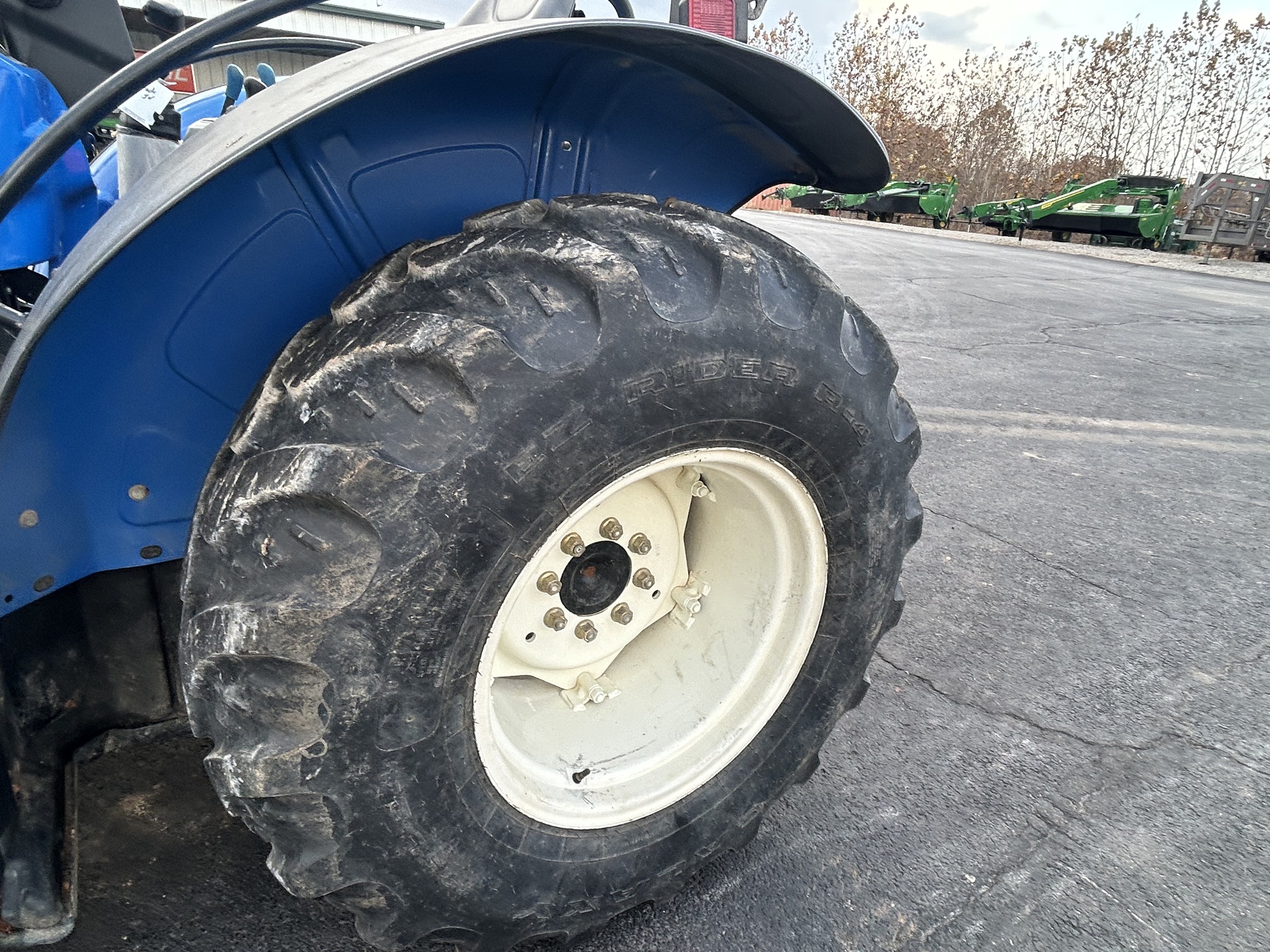  2022 New Holland Workmaster 120 at Heritage Tractor in Anderson, MO