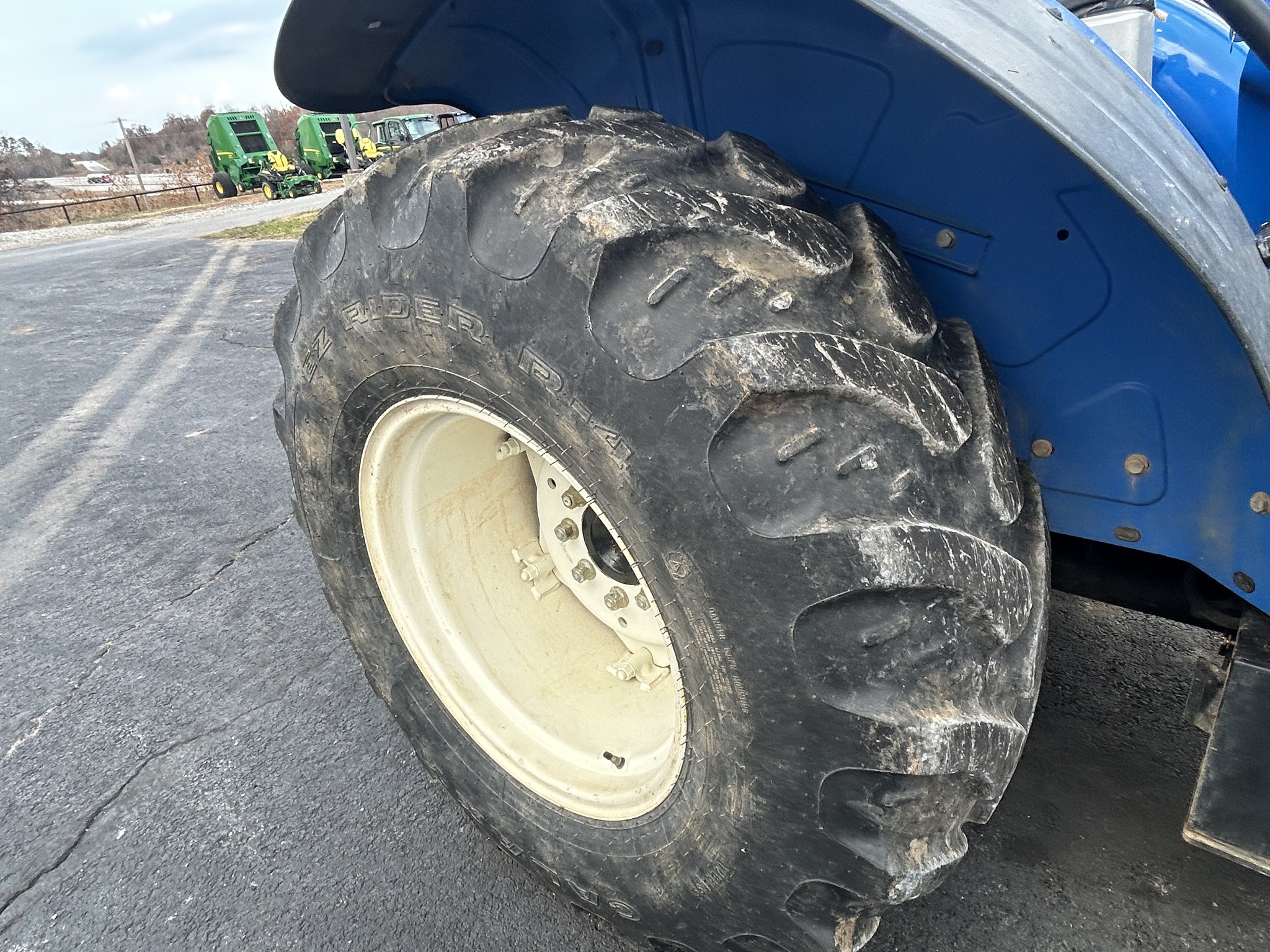  2022 New Holland Workmaster 120 at Heritage Tractor in Anderson, MO