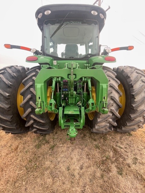 2012 John Deere 8360R Image 8