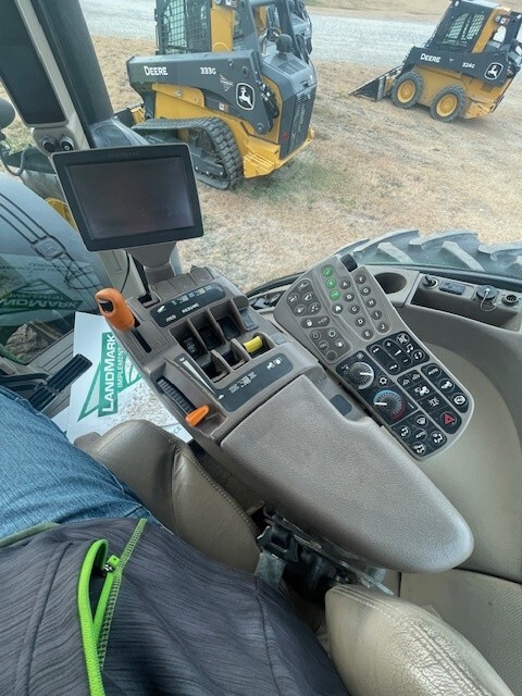 2012 John Deere 8360R Image 13