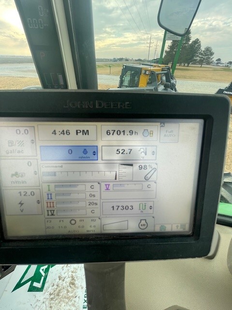 2012 John Deere 8360R Image 14