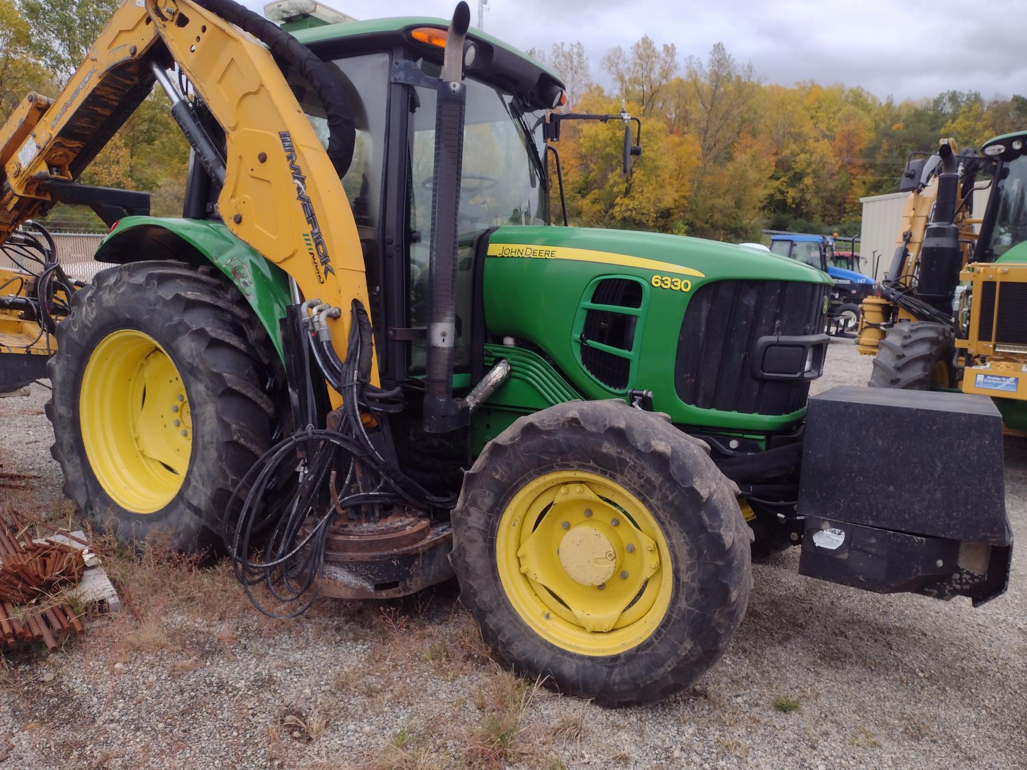 2012 John Deere 6330 Image 2