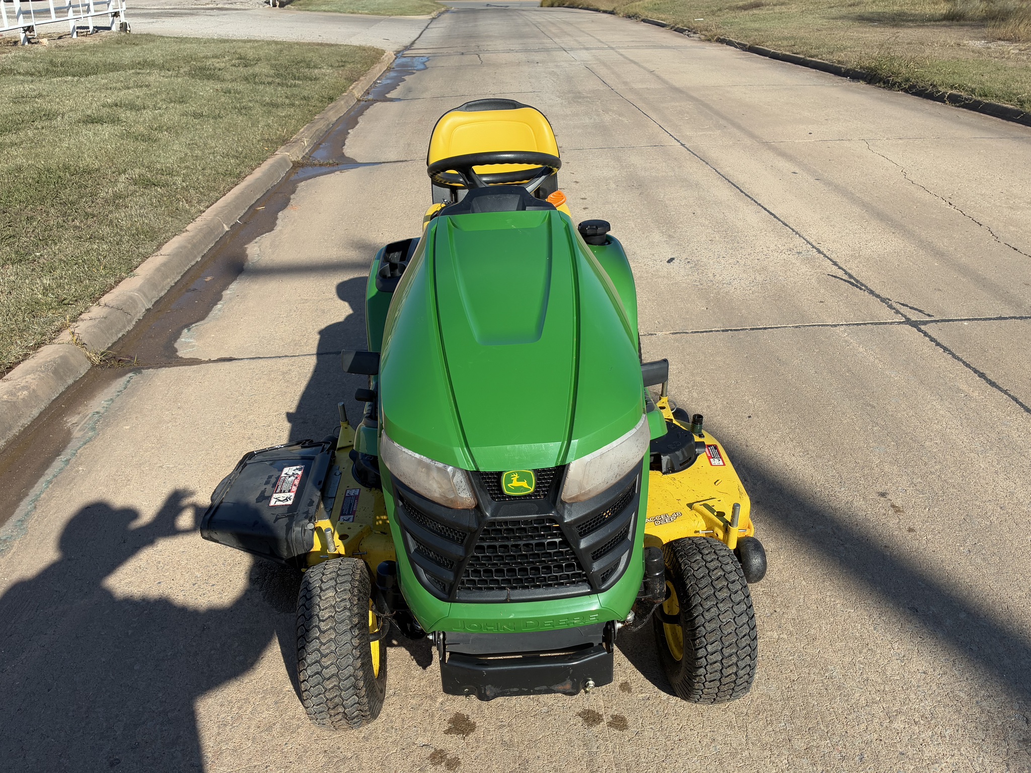 2017 John Deere X350 Image 5