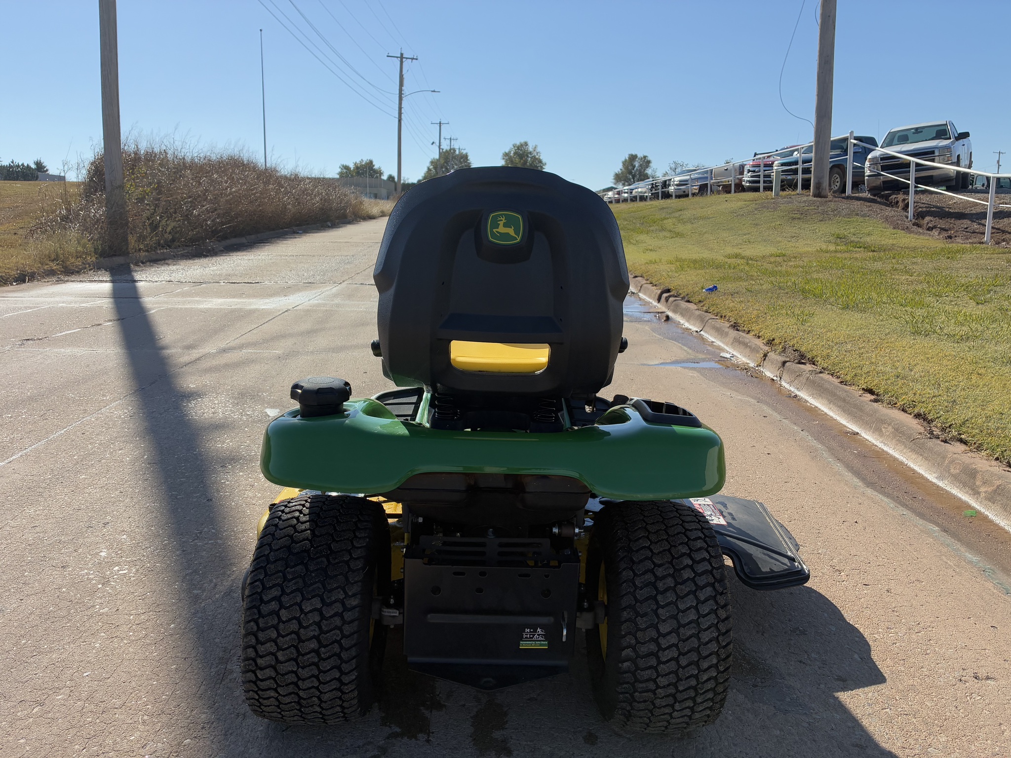 2017 John Deere X350 Image 7