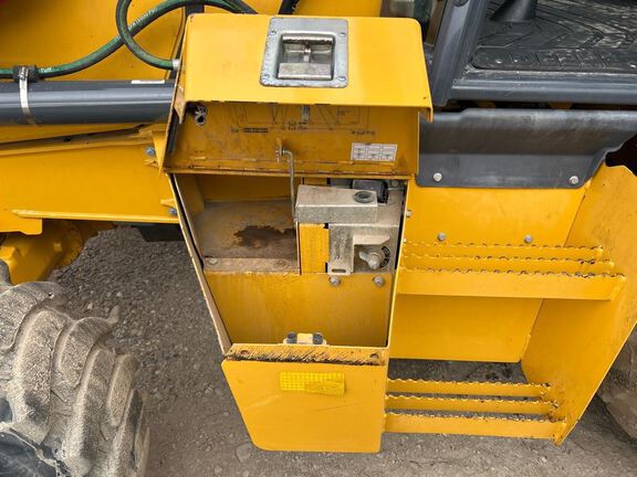 2024 John Deere 320 P-Tier