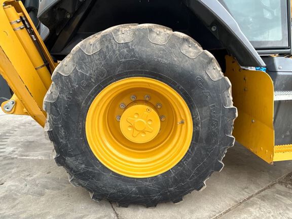 2024 John Deere 320 P-Tier