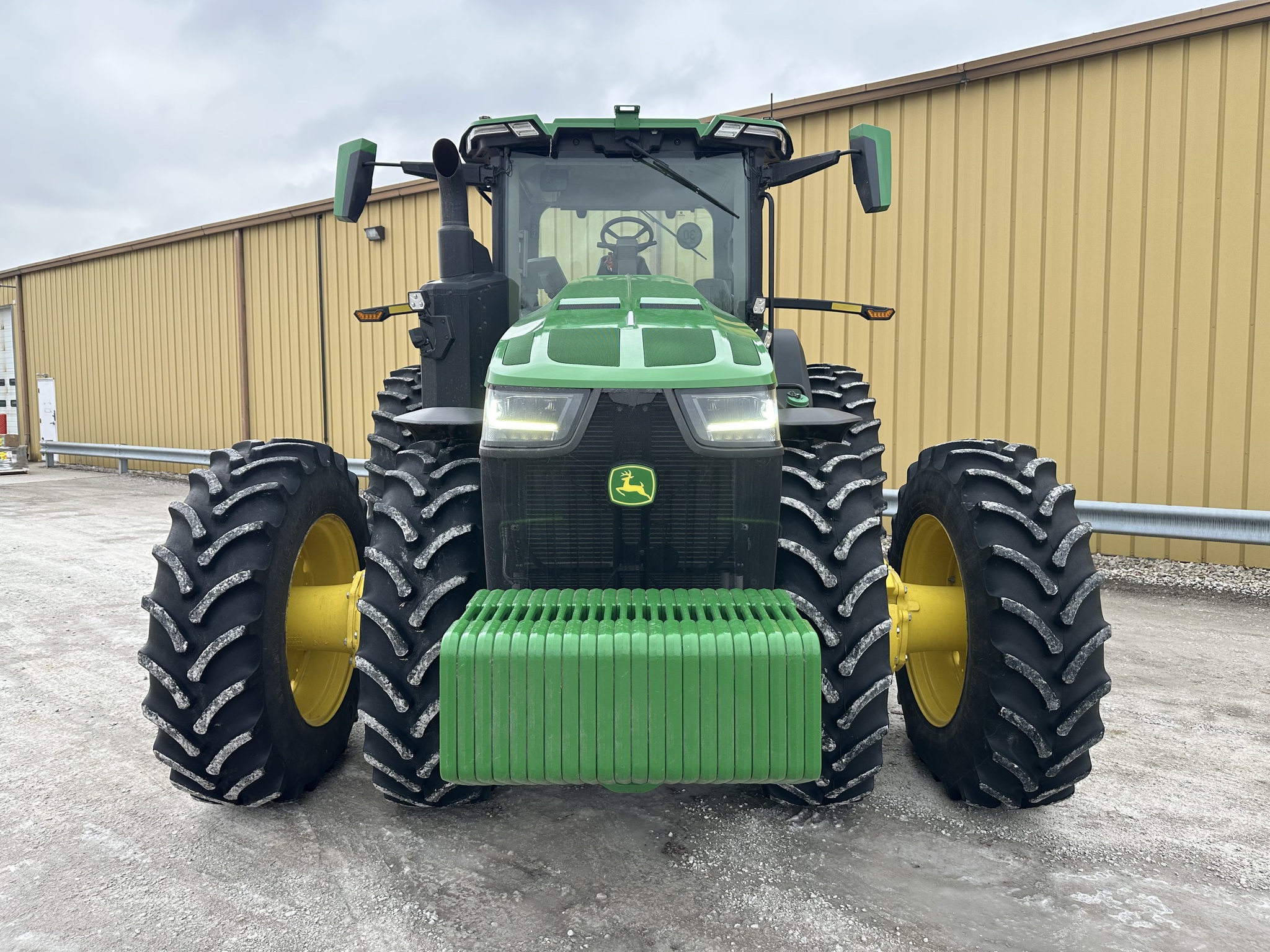 2023 John Deere 8R 370 Image 8