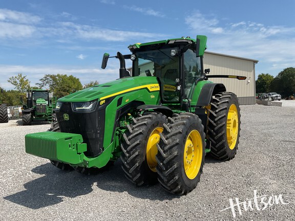 Photo of 2024 John Deere 8R 410