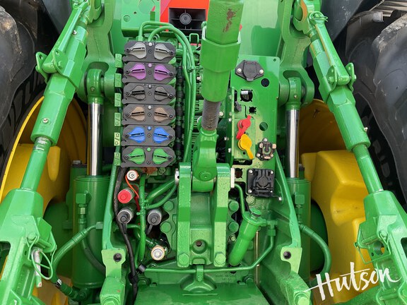 Photo of 2024 John Deere 8R 410