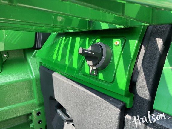 Photo of 2024 John Deere 8R 410