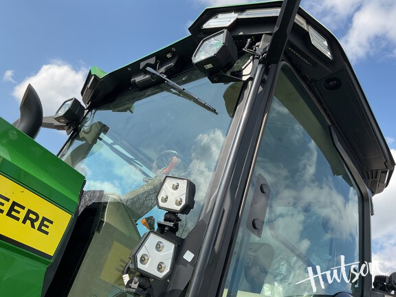 Photo of 2024 John Deere 8R 410