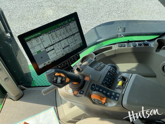 Photo of 2024 John Deere 8R 410