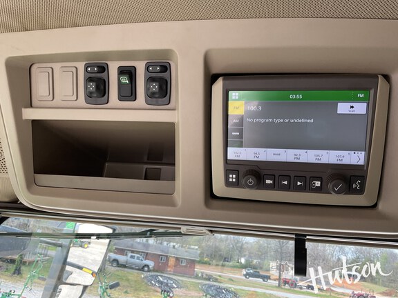 Photo of 2024 John Deere 8R 410