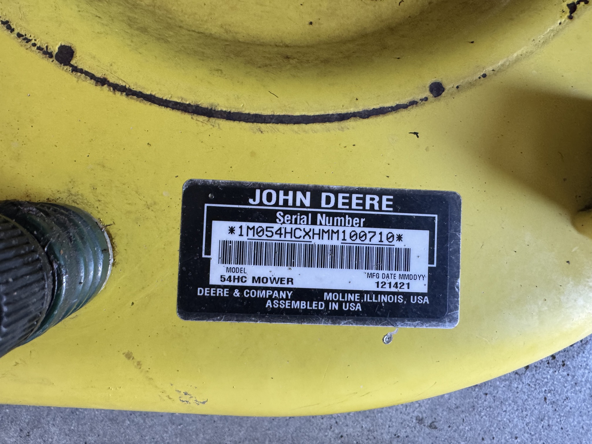 2022 John Deere X730 Image 16