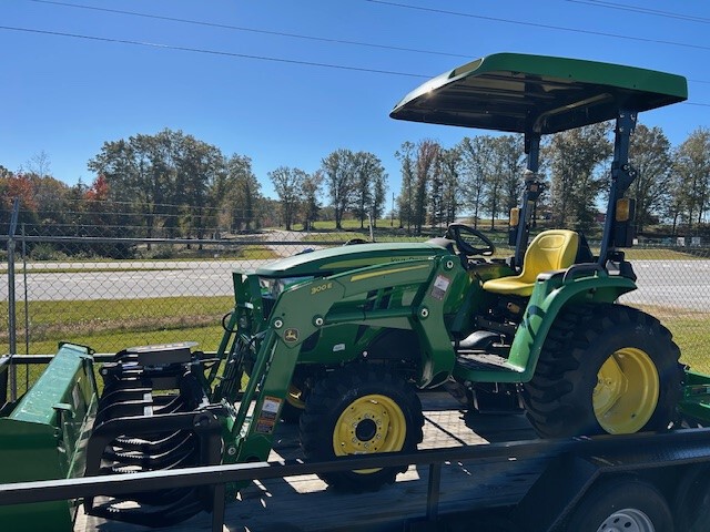 2024 John Deere 3025E Image 1