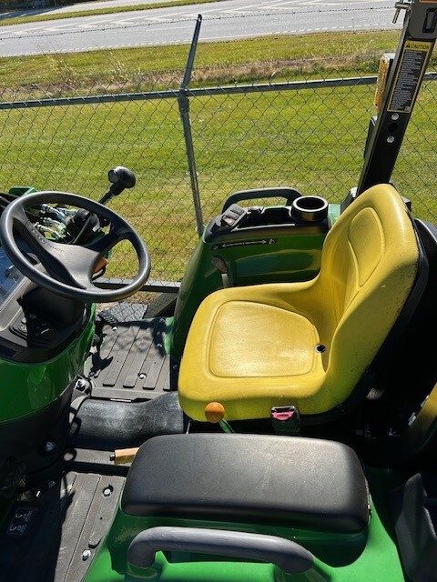 2024 John Deere 3025E Image 3