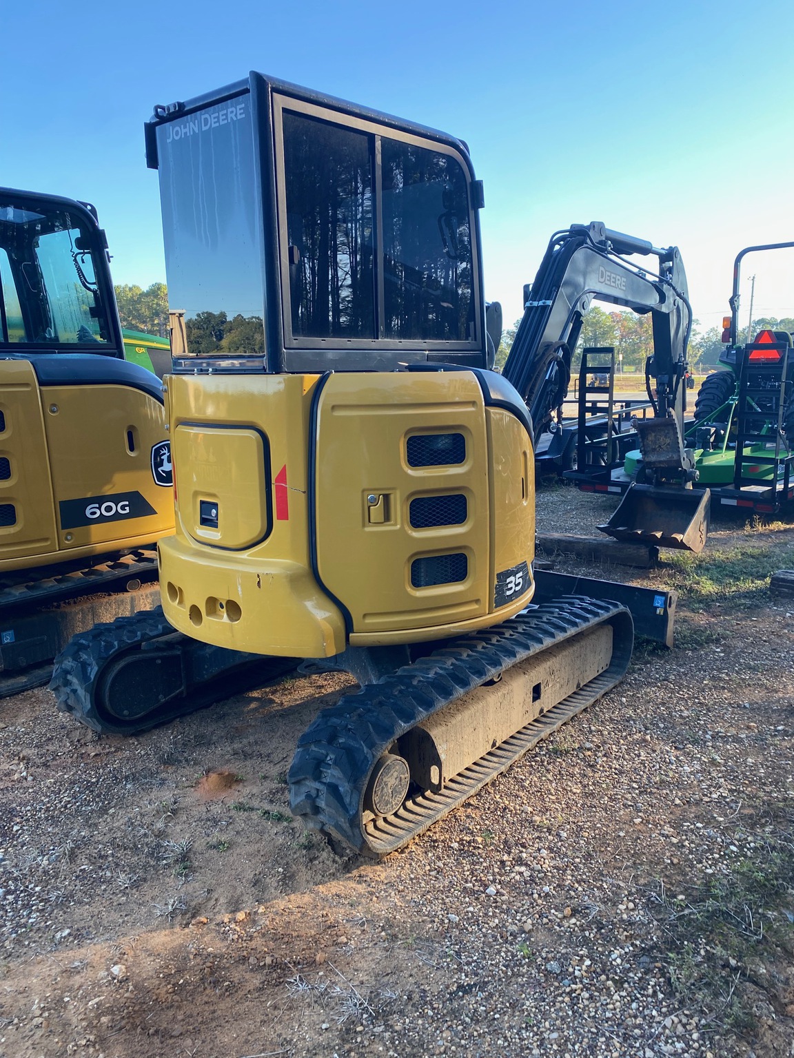 2023 John Deere 35 P Image 5