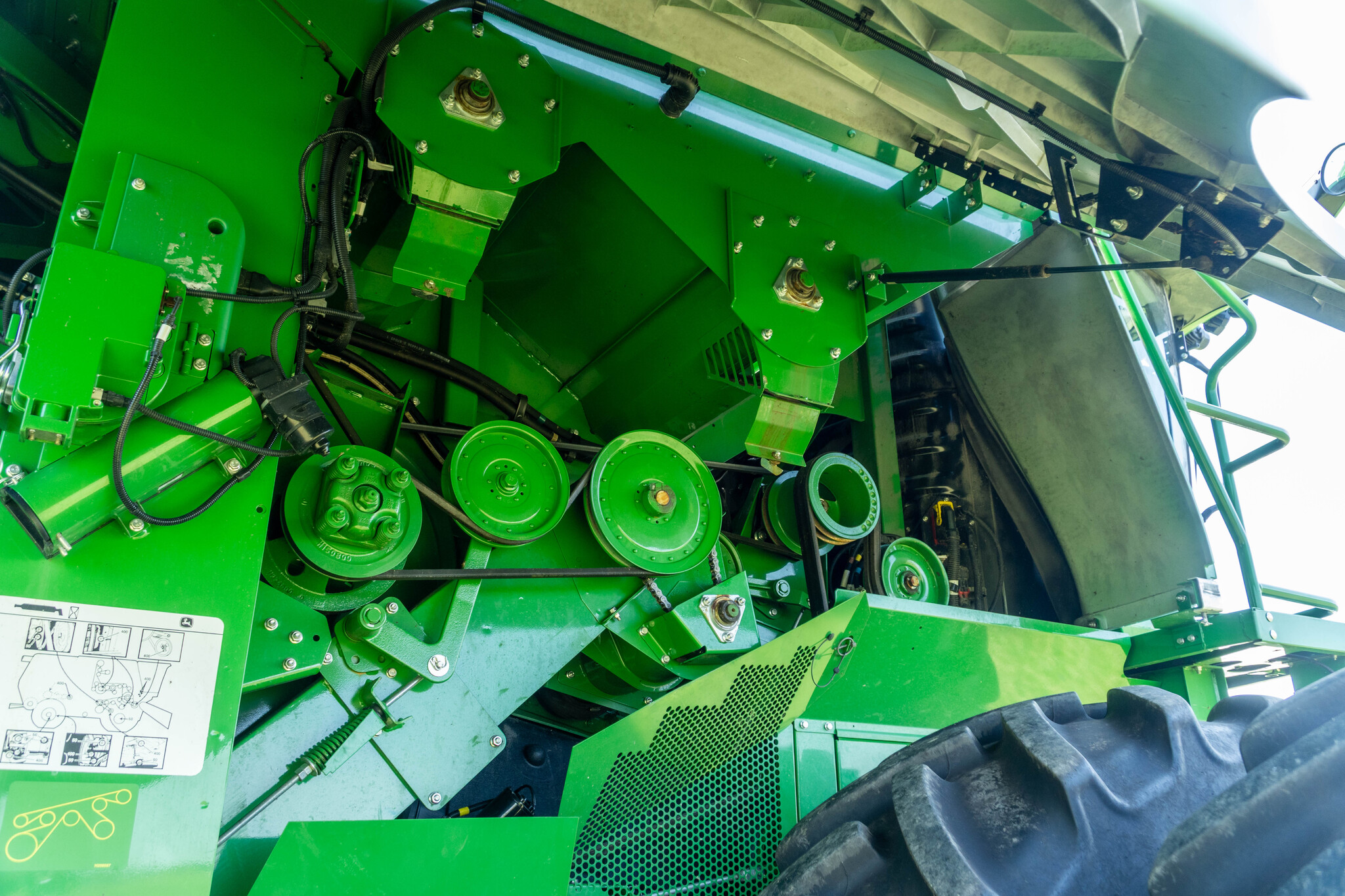 Used 2023 John Deere S760 Combines at Koenig Equipment in Anna, OH - PhotoXL16