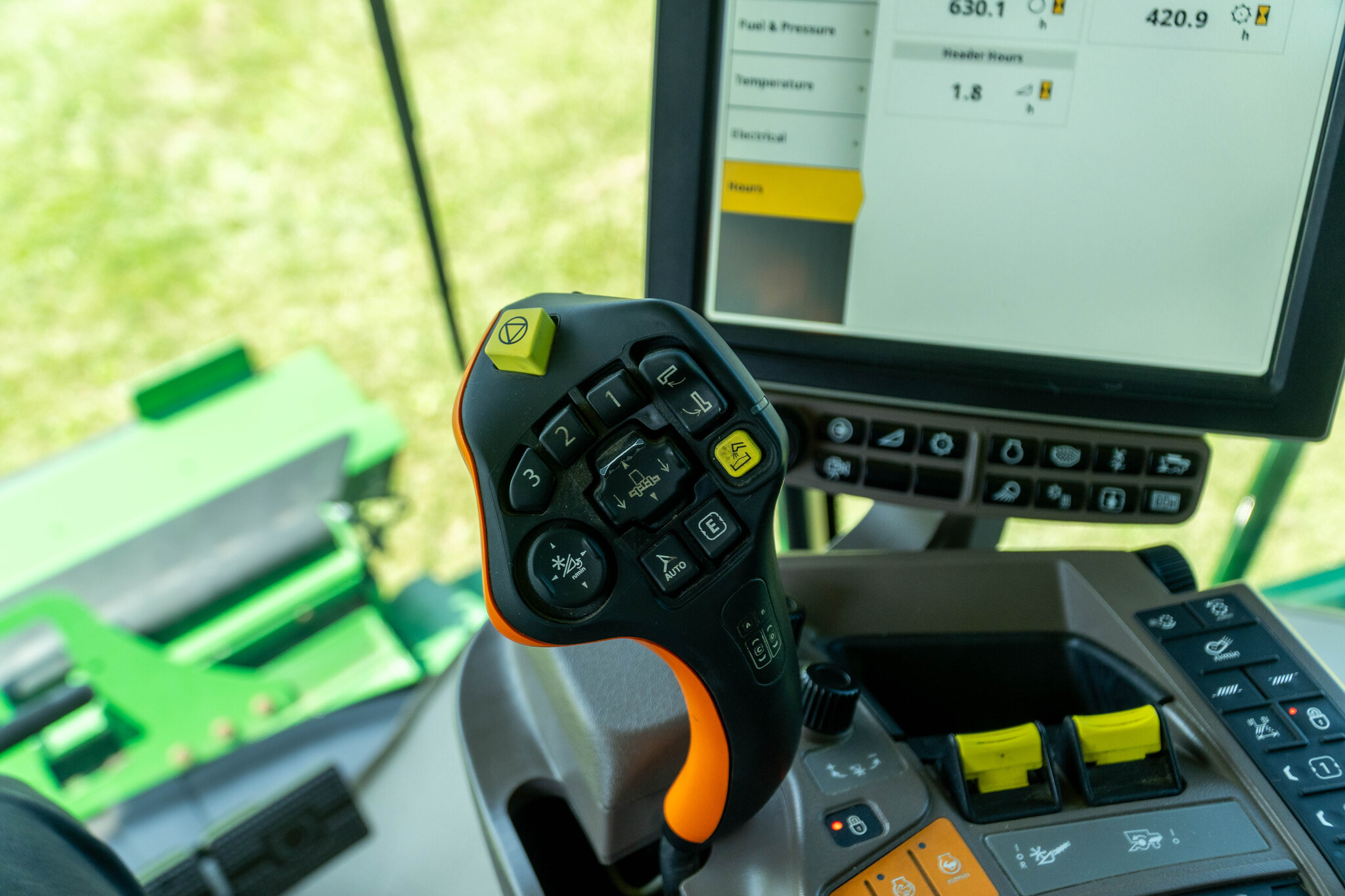 Used 2023 John Deere S760 Combines at Koenig Equipment in Anna, OH - PhotoXL41