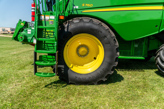 Used 2023 John Deere S760 Combines at Koenig Equipment in Anna, OH - Photo8