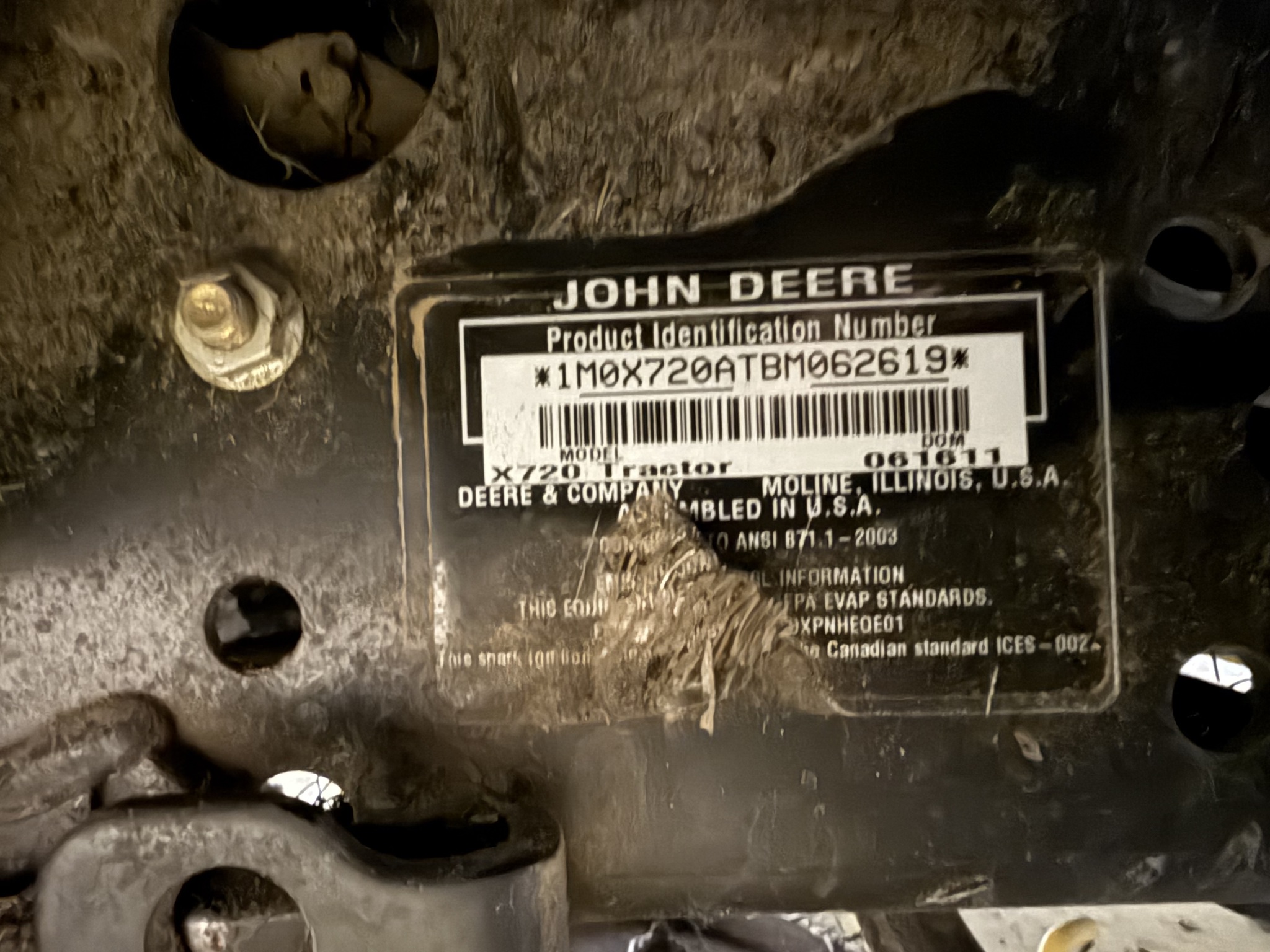 2011 John Deere X720 Image 7