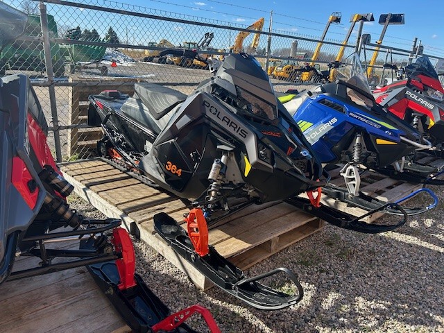 2022 Polaris Indy VR1 850 Snowmobiles
