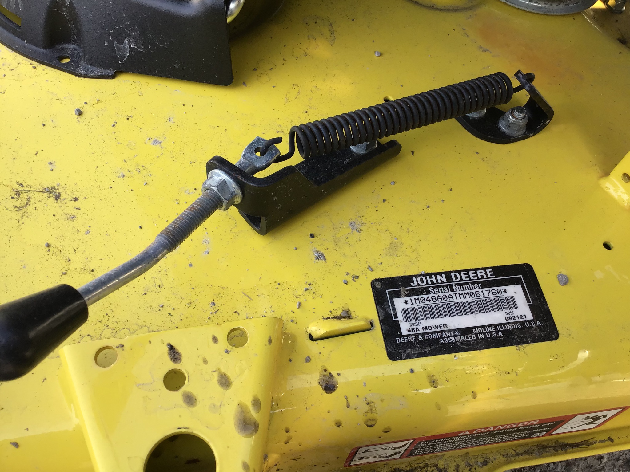 2019 John Deere X590 Image 5