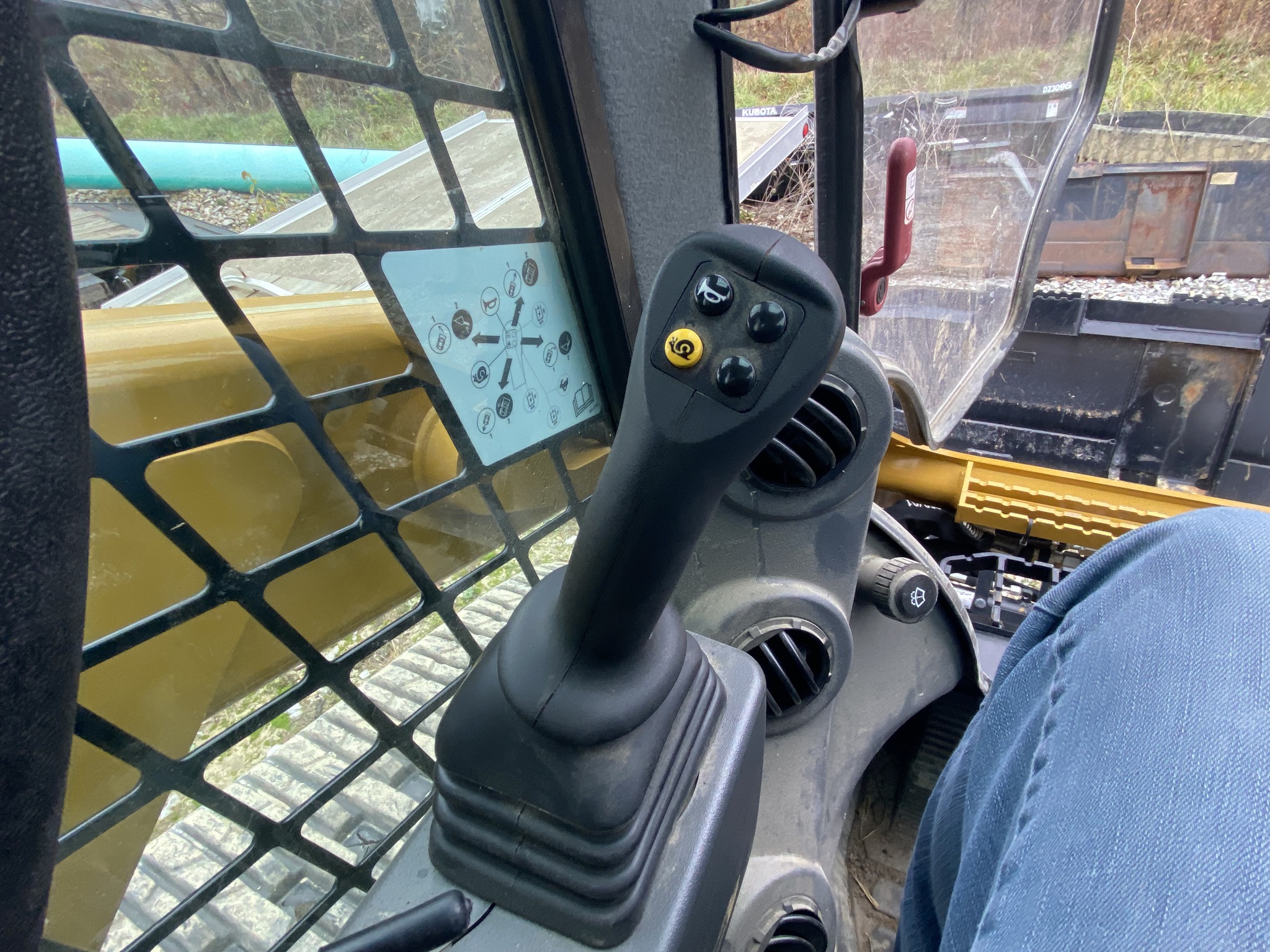 Used 2024 Caterpillar 279D3 Compact Track Loaders at Koenig Equipment in Greensburg, IN - PhotoXL22