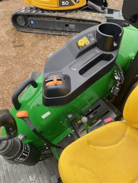 2023 John Deere 5060E Image 7