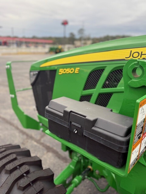 2025 John Deere 5050E Image 5