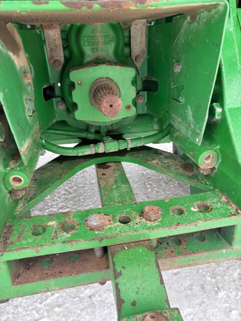 2002 John Deere 8420 Image 12