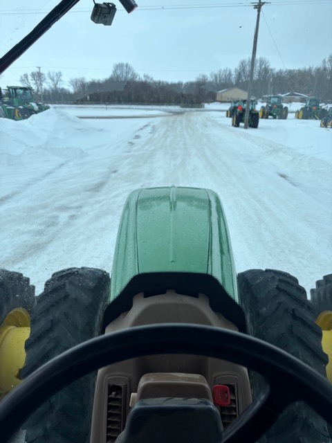 2002 John Deere 8420 Image 5