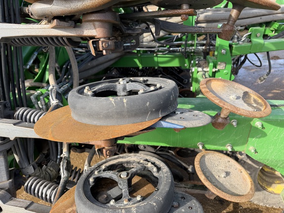 2012 John Deere 1890 - Photo15