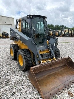 2019 John Deere 332G