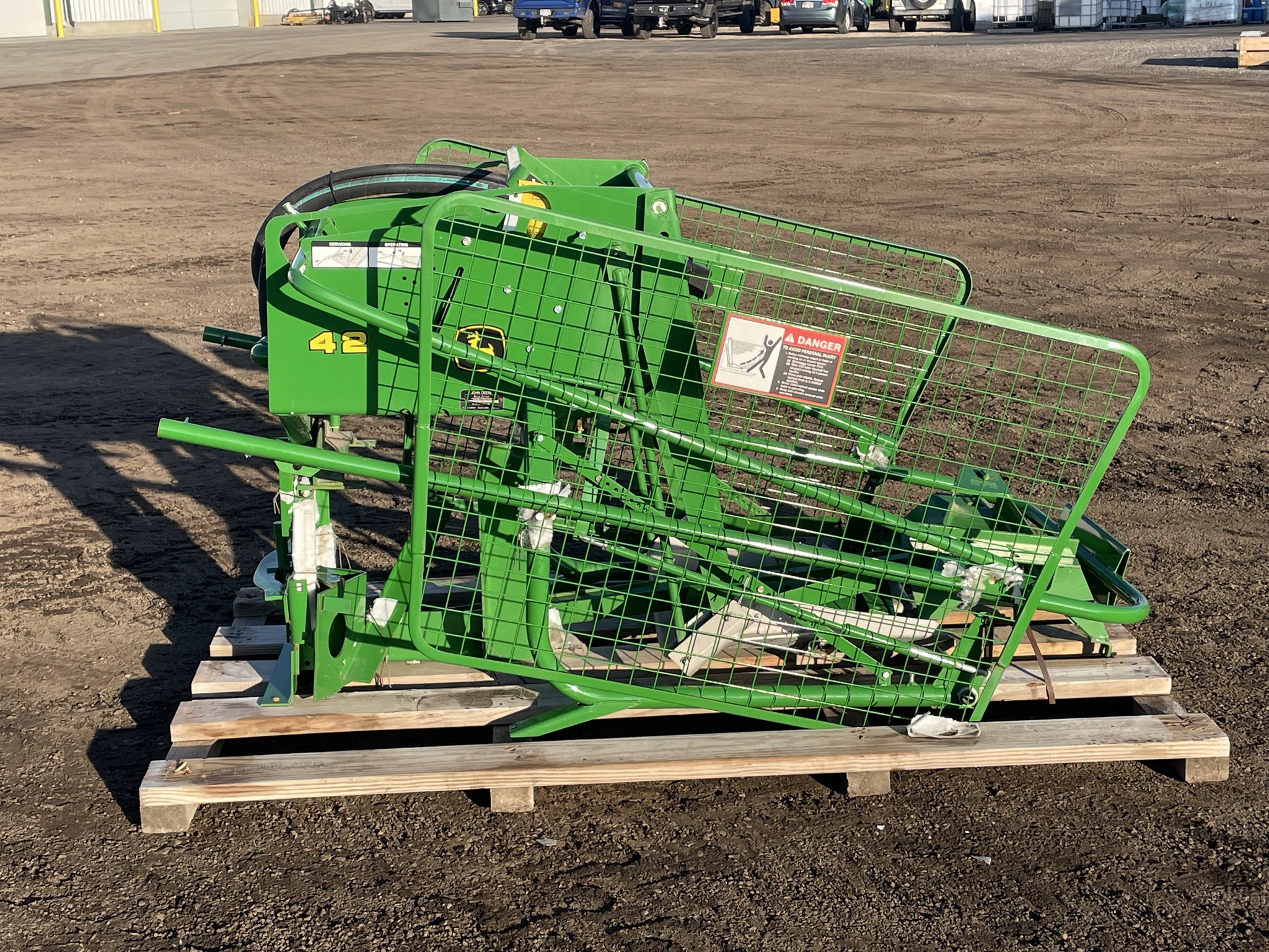 2021 John Deere 42BE Image 8