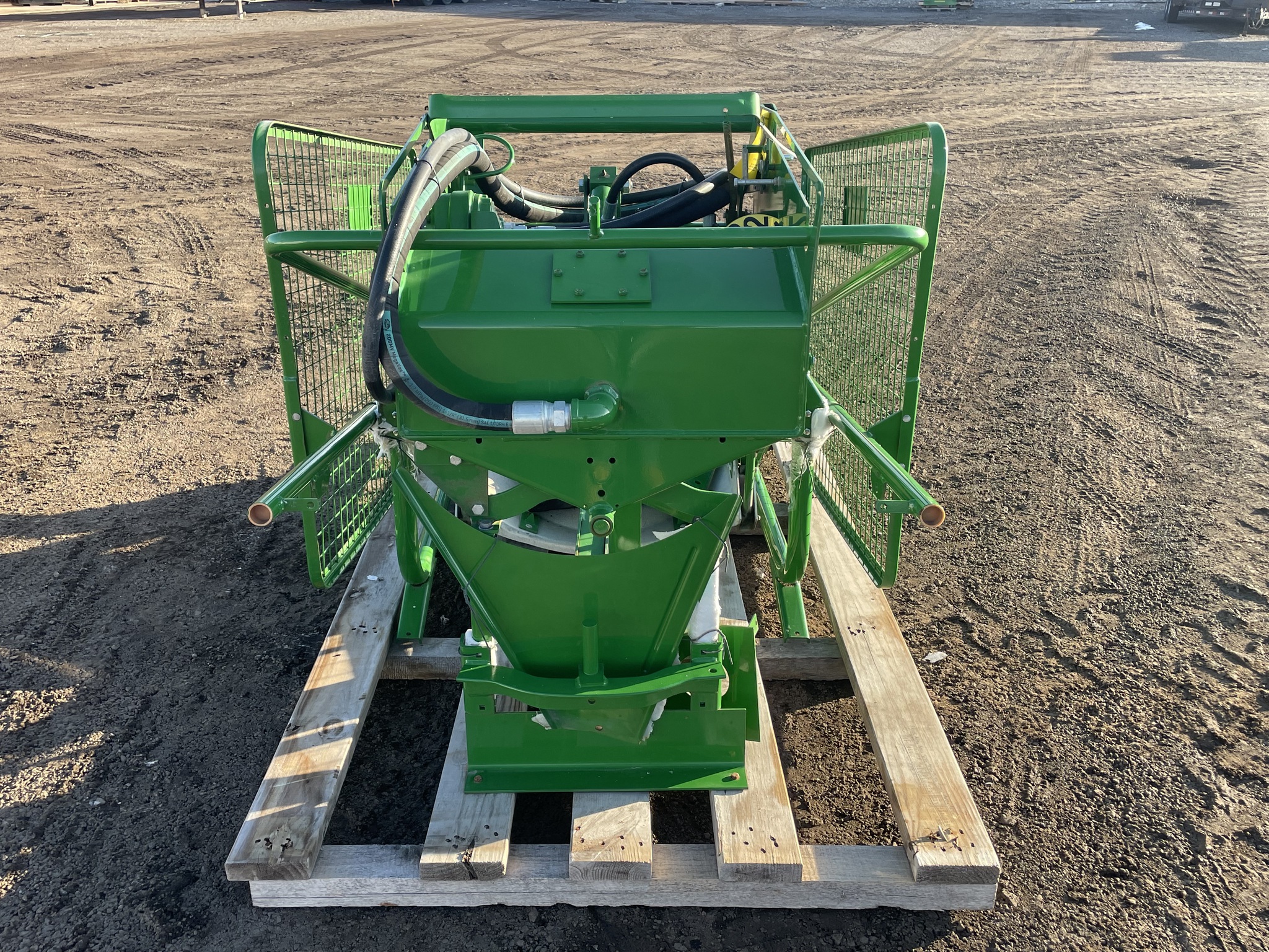 2021 John Deere 42BE Image 2