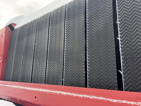 Used 2012 Case IH RB564 Round Balers at Horizon Ag & Turf in St. Paul, AB - Photo4