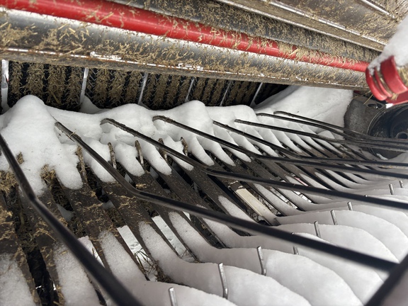 Used 2012 Case IH RB564 Round Balers at Horizon Ag & Turf in St. Paul, AB - Photo23