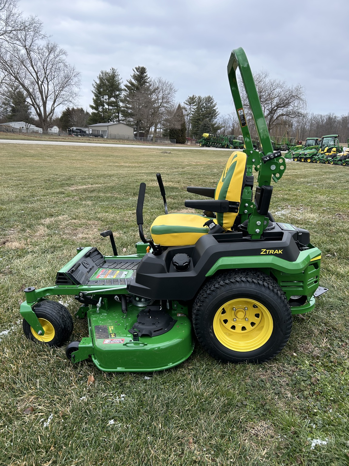 2026 John Deere Z530R Image 5