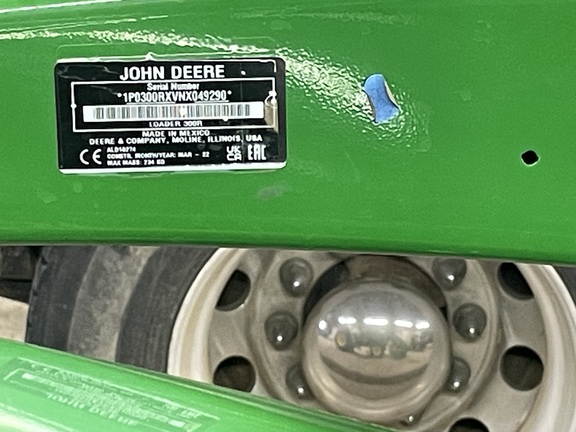 2012 John Deere 3320 - Photo10