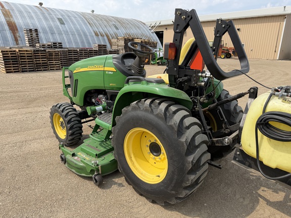 2012 John Deere 3320 - Photo7