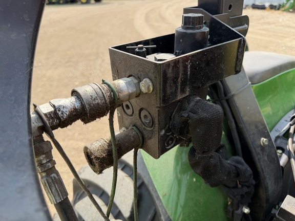2012 John Deere 3320 - Photo21