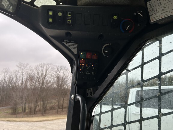 Used 2022 John Deere 325G Compact Track Loaders at Koenig Equipment in Franklin, IN - Photo15
