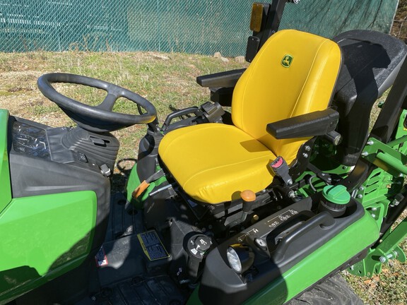 2024 John Deere 1025R-8