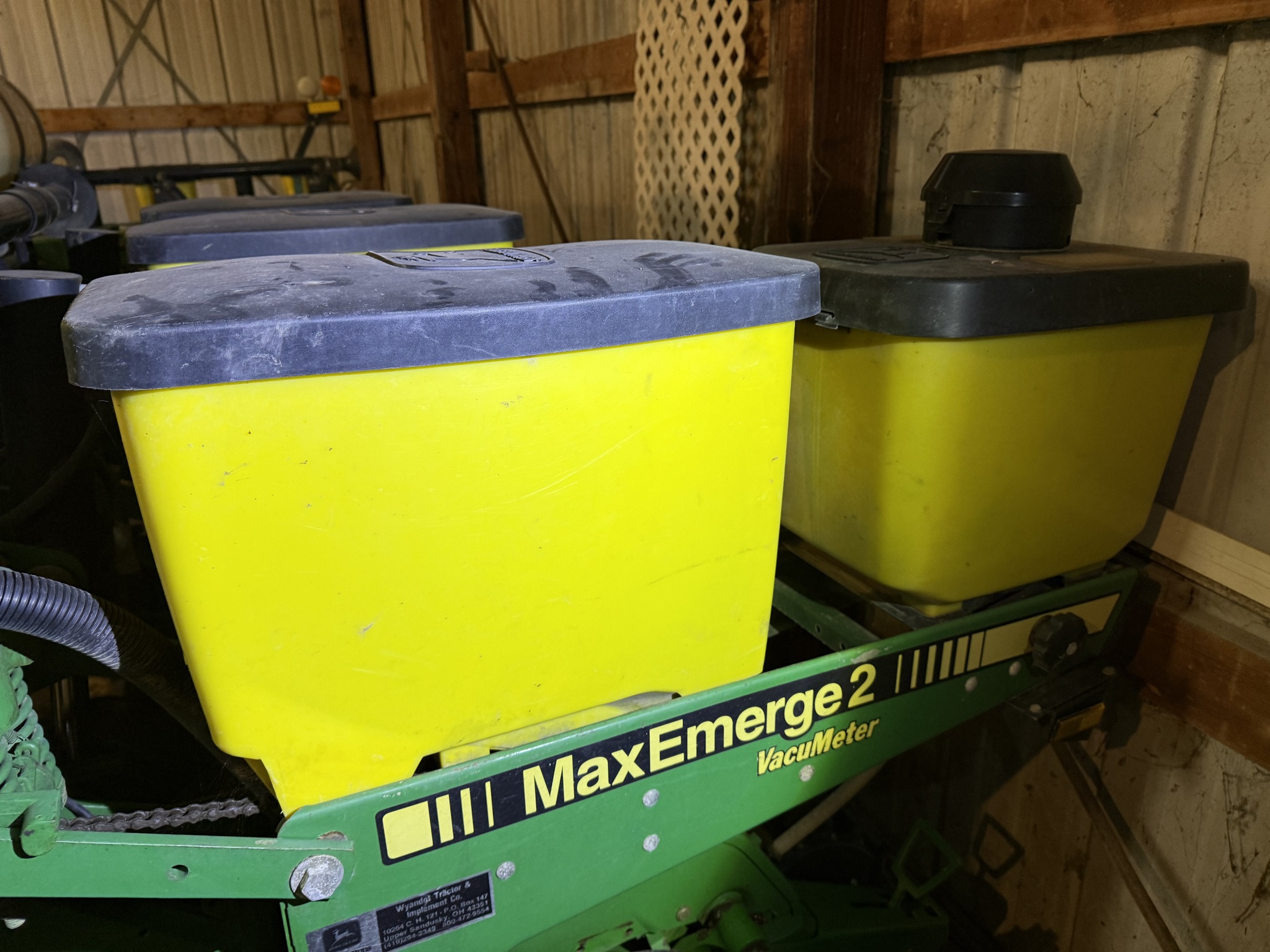 1995 John Deere 7200 Image 16