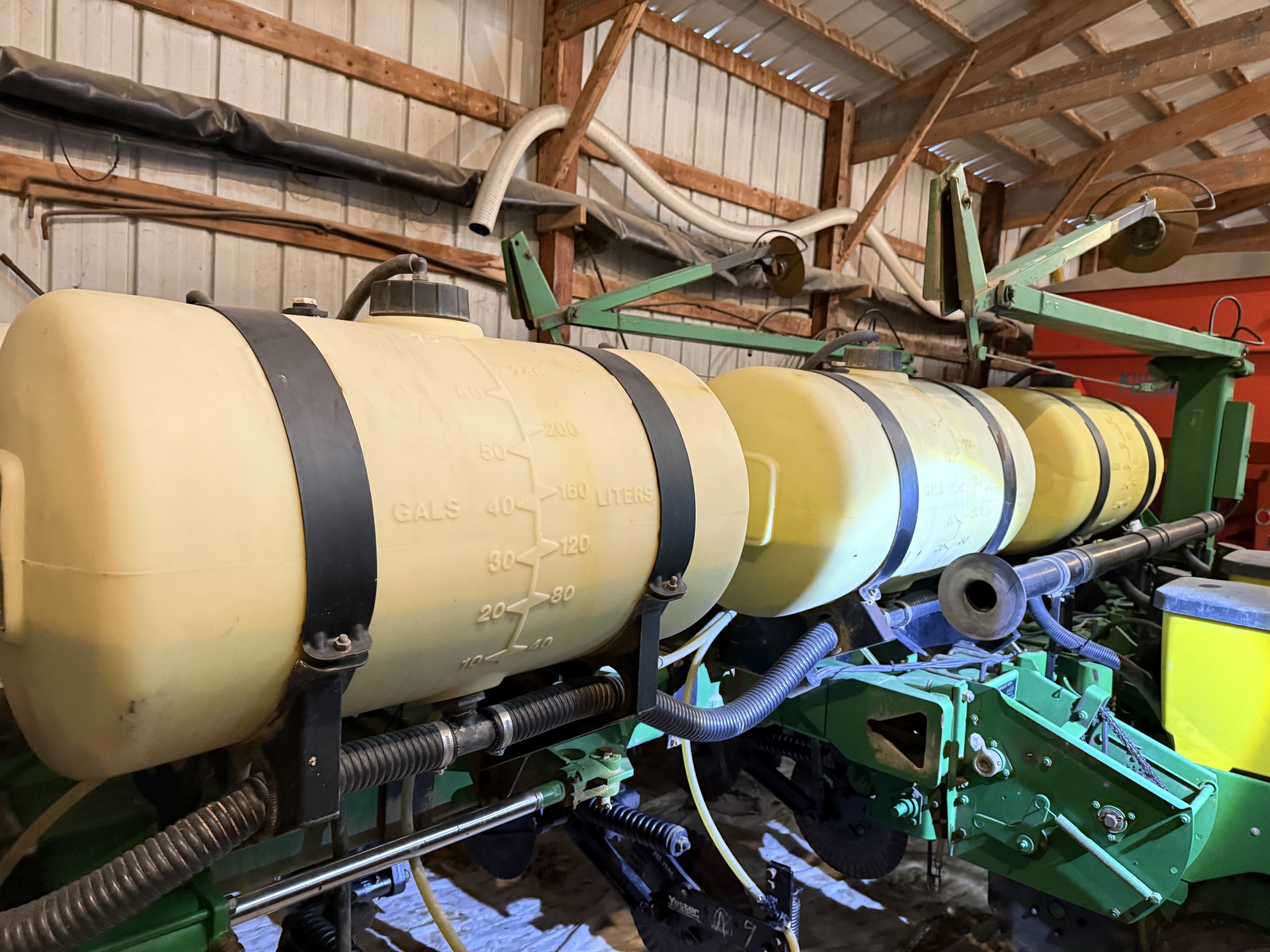 1995 John Deere 7200 Image 11