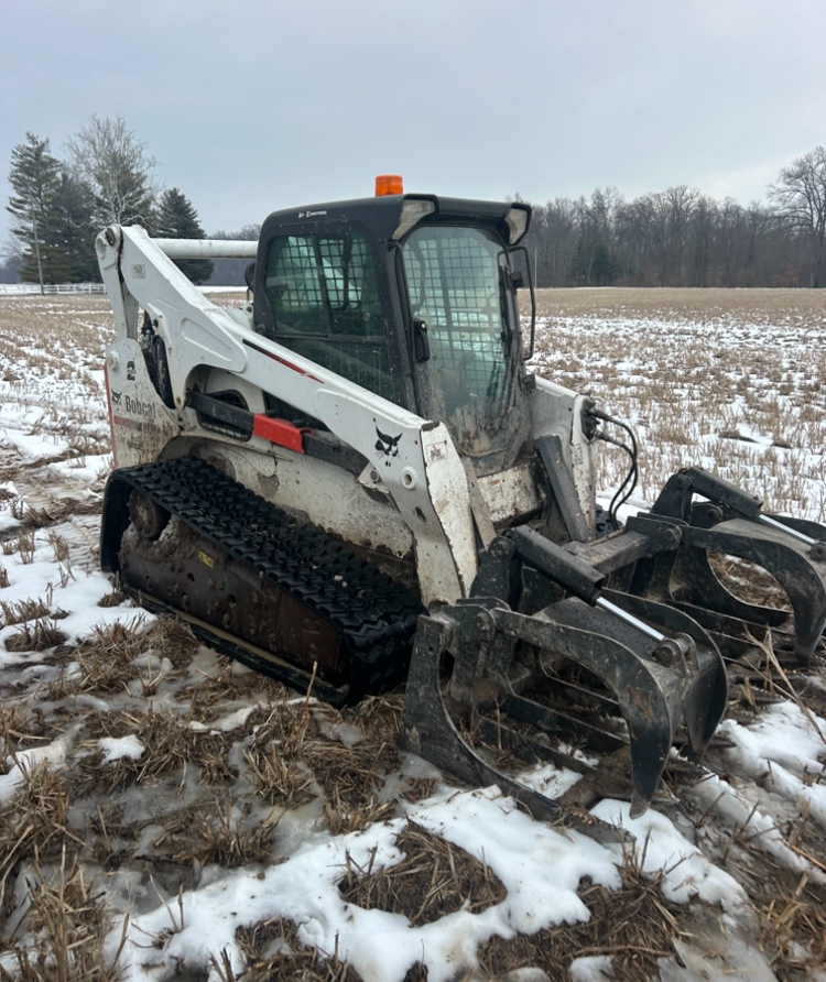 2011 Bobcat T870 Image 1
