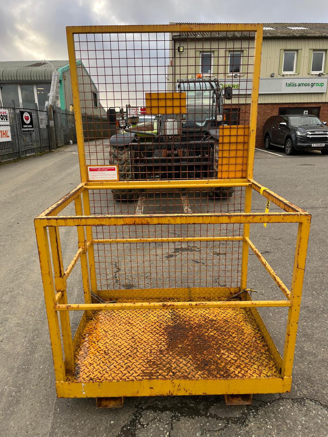 Suton INSPECTION BASKET