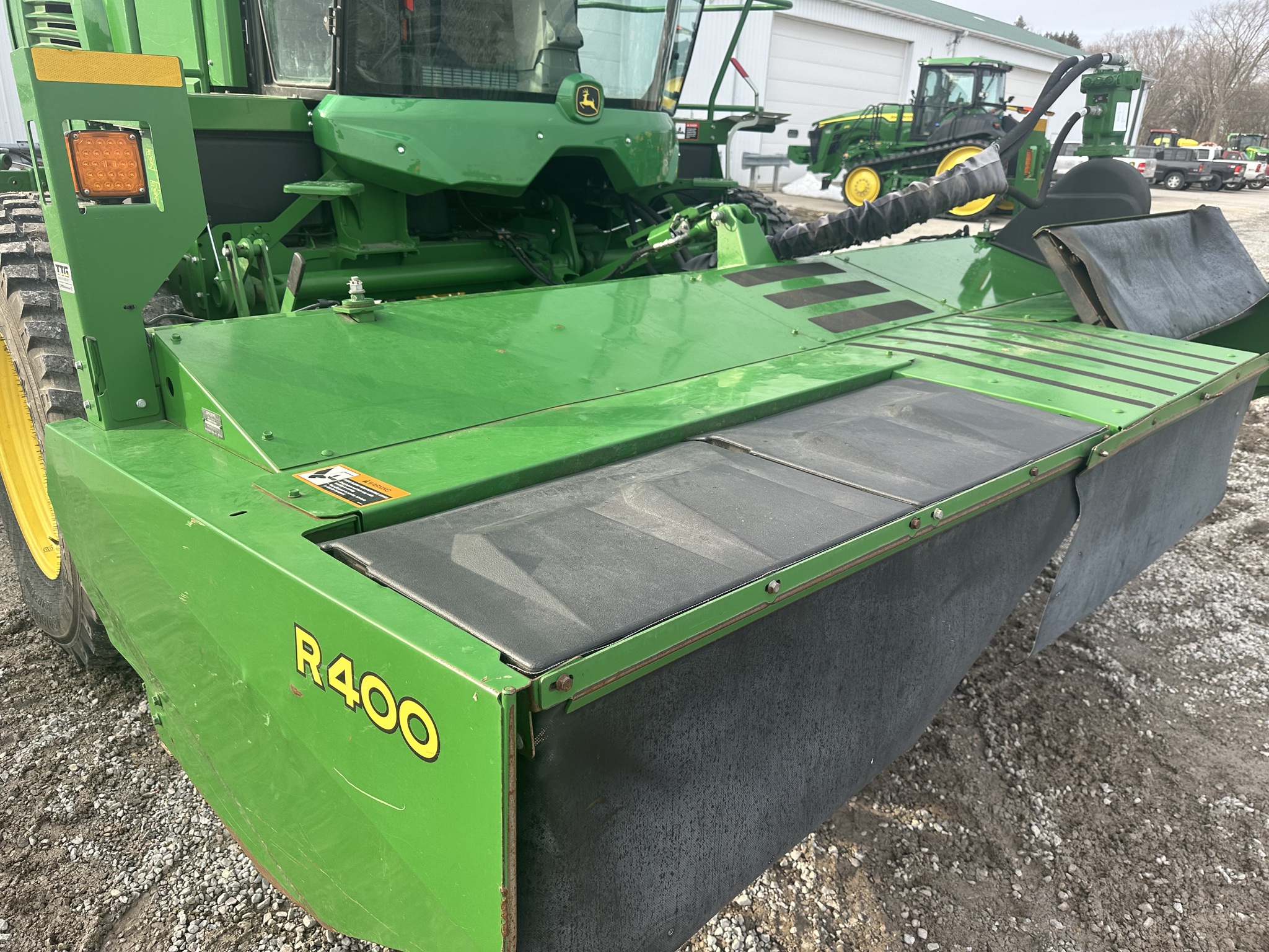 2023 John Deere W200M Image 7