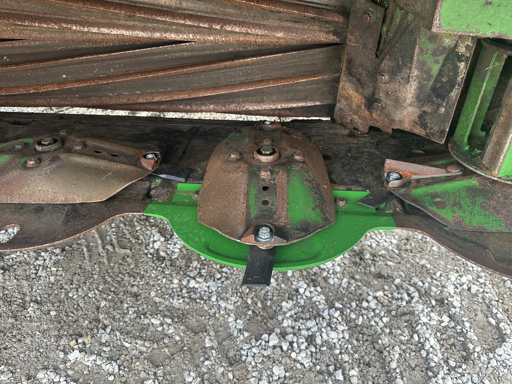 2023 John Deere W200M Image 8